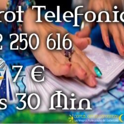 240_F_922385098_ntzfpDTl3hg819AXDK5YrZ52c069Eo3y